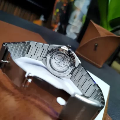 archania-orient-skeleton-case-back